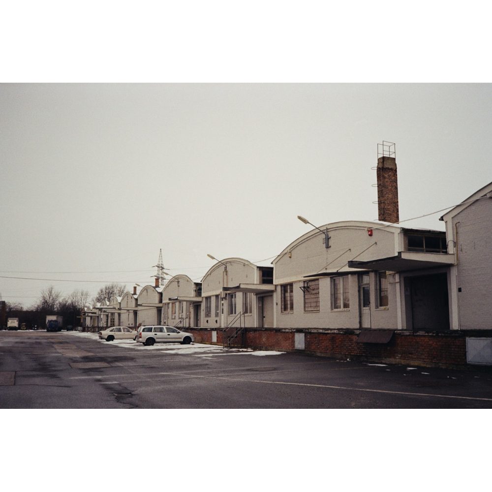 Insulated cold room door
