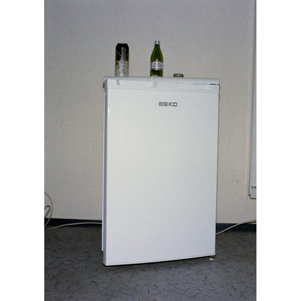 Walk-in cold room entrance