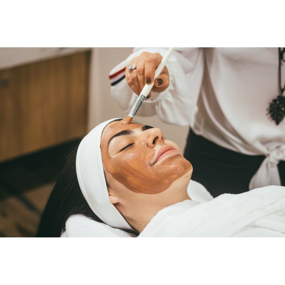 Salon oxygen and aroma therapy machine